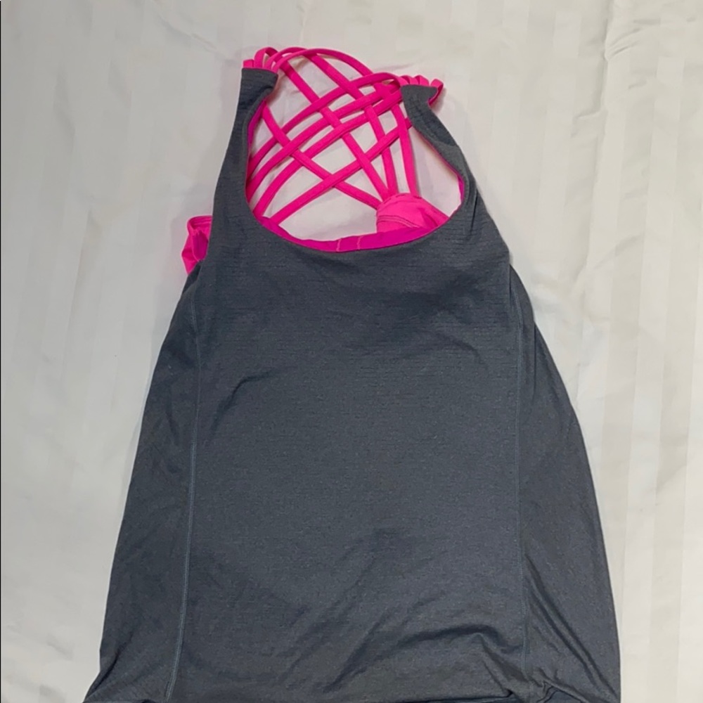 Lululemon workout tank
